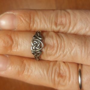 Sterling silver Celtic heart ring